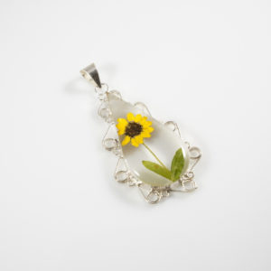 Captured Nature in Resin – Sunflower Pendant Teardrop