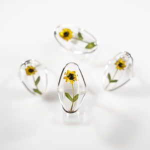Captured Nature in Resin – Nature Ring Long Oval with Sunflowers Adjustable Size