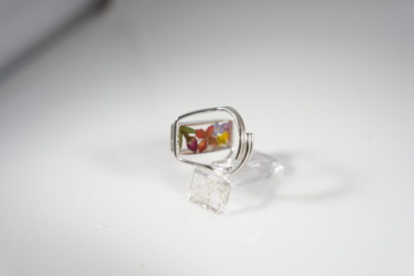 Captured Nature in Resin – Nature Ring Rectangle with Assorted Flowers Adjustable Size - Image 2
