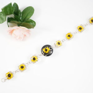 Captured Nature in Resin – Sunflower Square Bracelet
